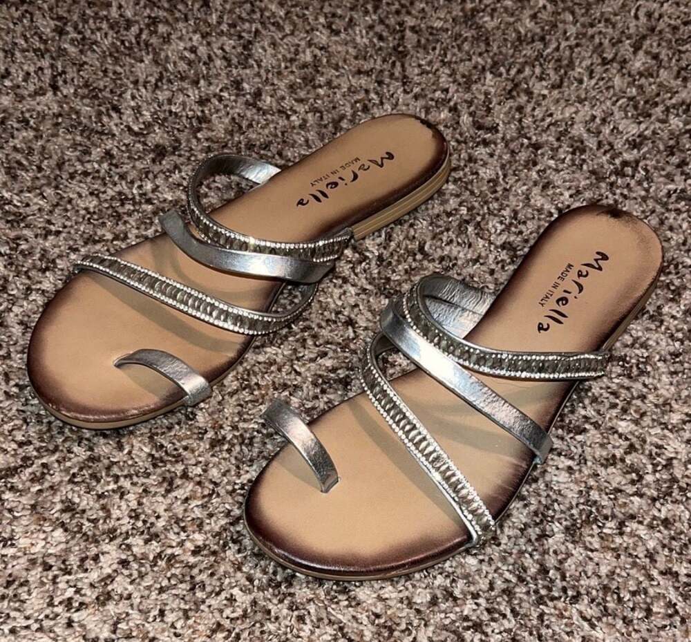 Mariella Made in Italy Rhinestone Toe Loop Silver Sandals